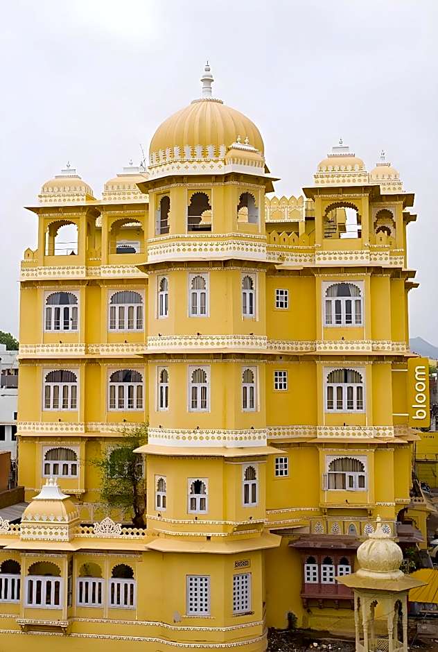 Bloom Boutique I Lake Pichola