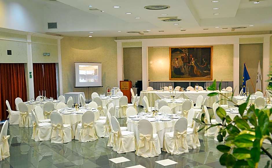 Forum Palace Hotel