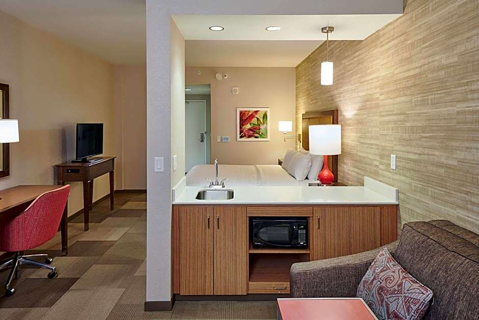 Hampton Inn By Hilton & Suites Oahu/Kapolei, HI