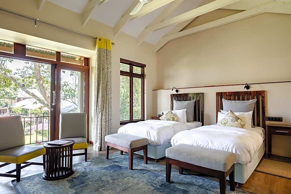 Casterbridge Hollow Boutique Hotel