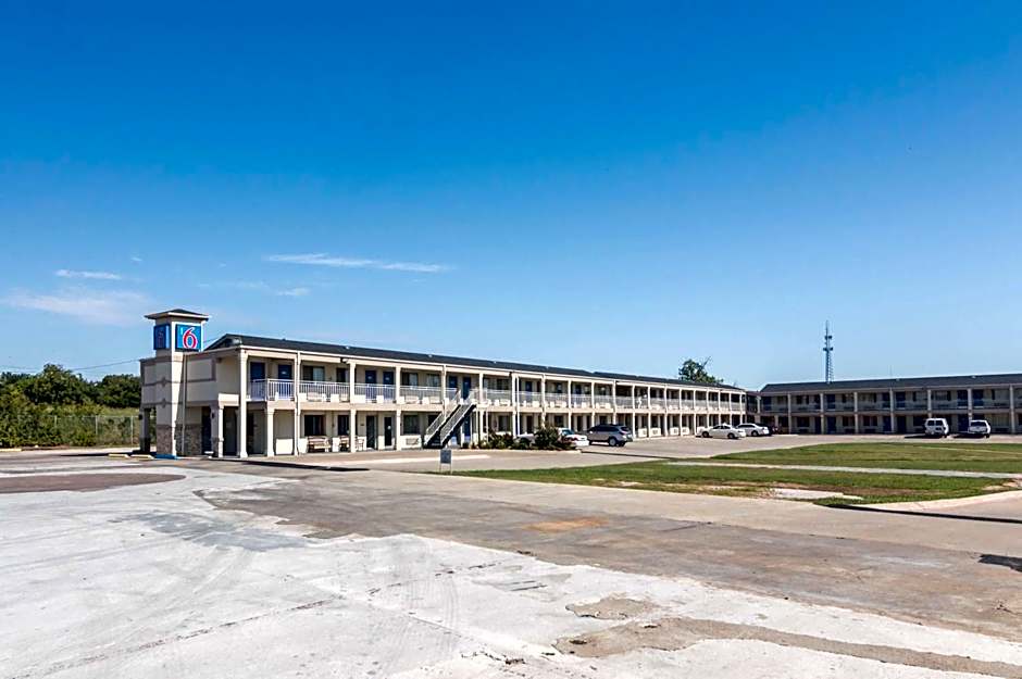 Motel 6-Wichita Falls, TX - North