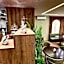 King Suites Hotel