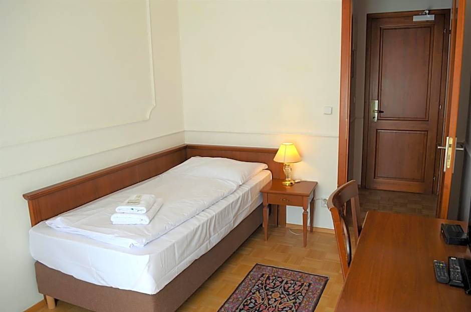 Hotel Renesance Krasna Kralovna
