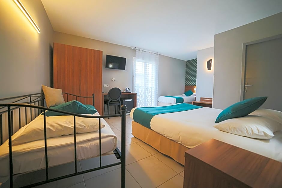 Holidays & Work HOTEL