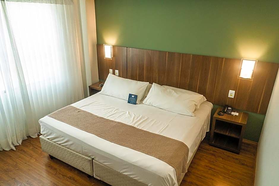 Photo 1 of 7 of Suite