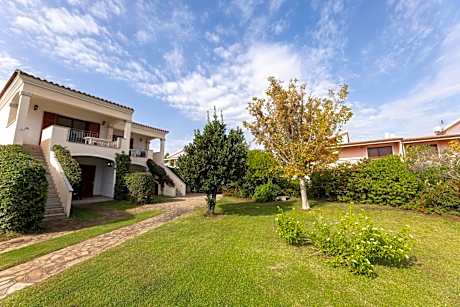 ISA-Apartments with air conditioning and external outdoor space in Budoni, at only 300 m from the beach