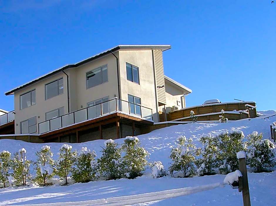 Criffel Peak View Bed and Breakfast