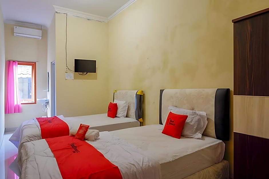 RedDoorz near Sleman City Hall 3 – Yogyakarta, MN