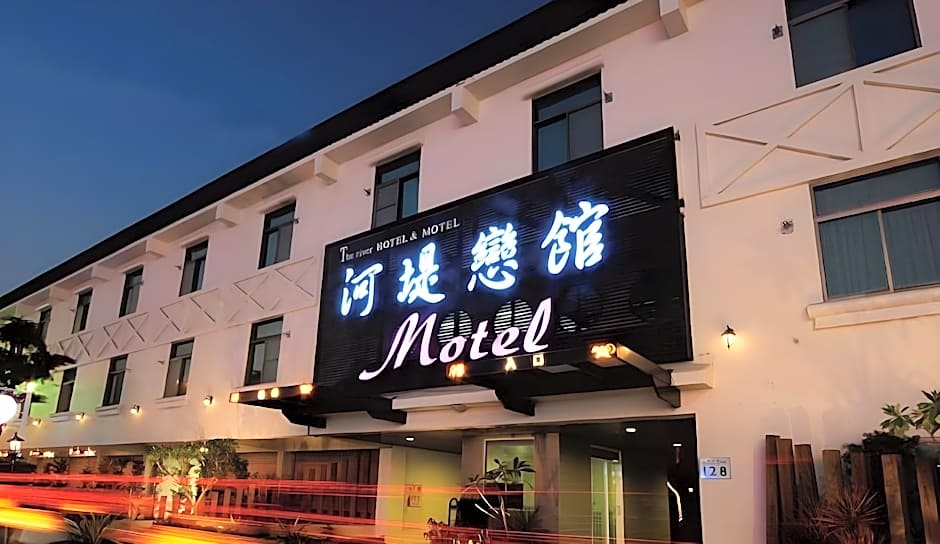 The Riverside Hotel & Motel