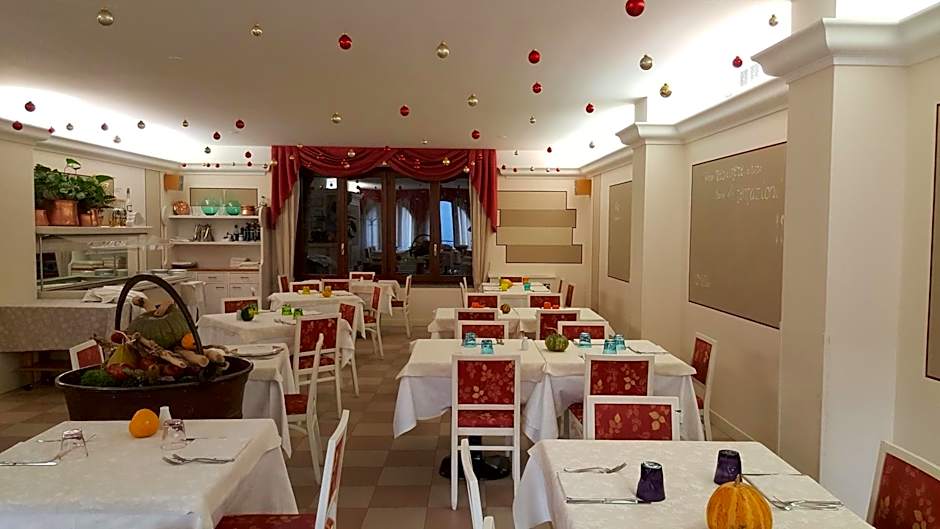 Photo 1 of 26 of Hotel Ristorante Centrale