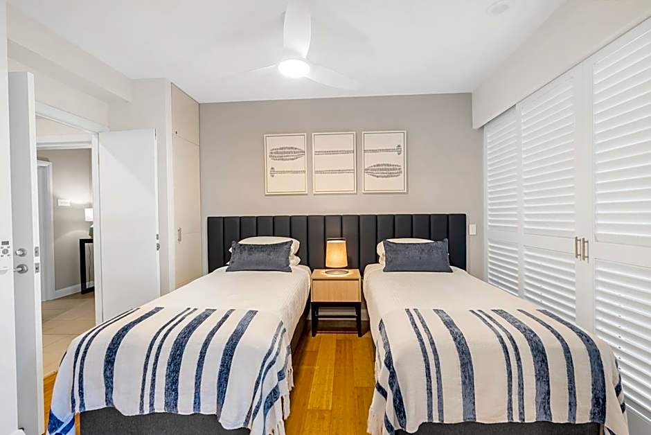 Elysium Private Apartments at Beach Club & Spa