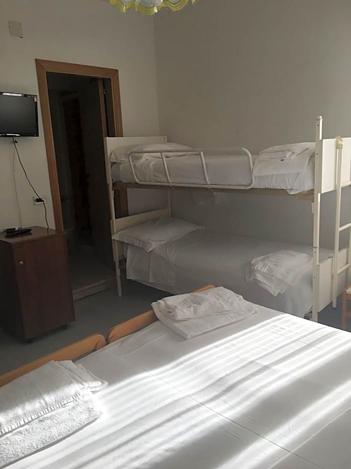 Hotel Alb's
