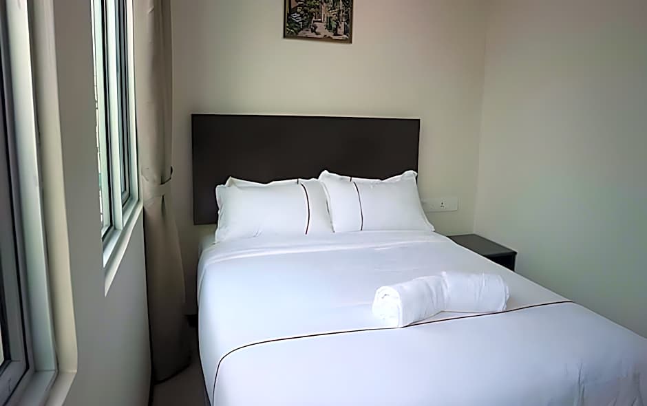 DCozy Hotel