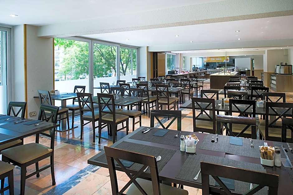 Catalonia Atenas Hotel