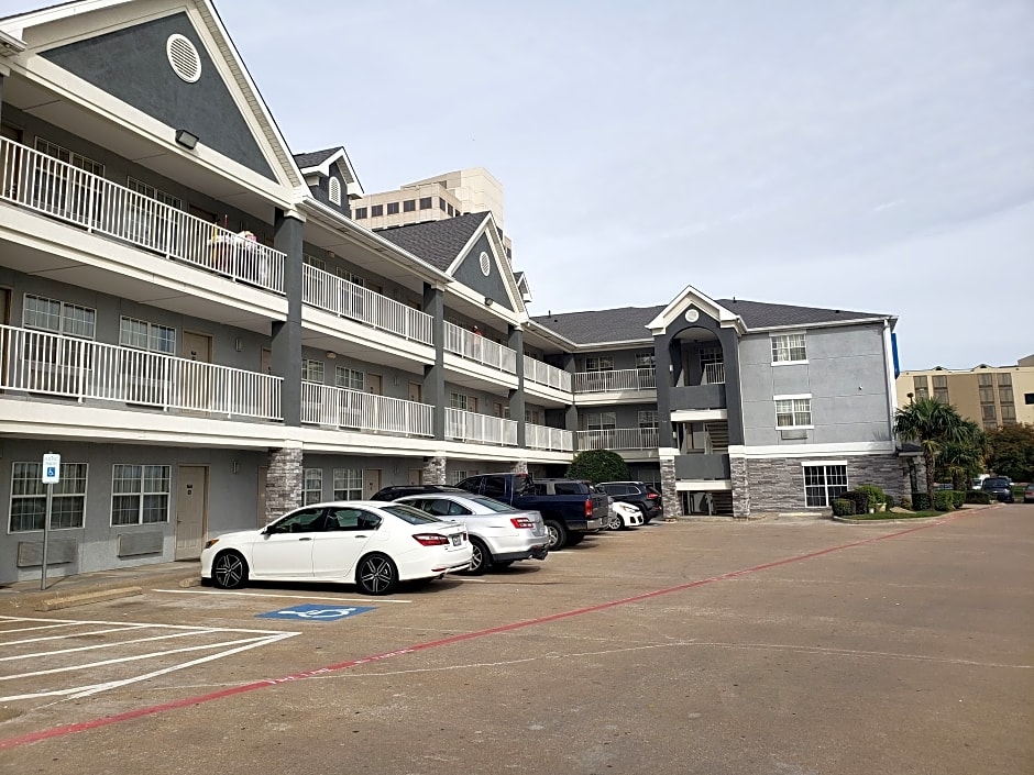 Studio 6 Dallas, TX - North - Richardson