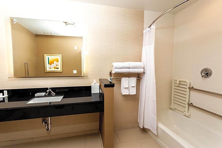 Fairfield Inn & Suites by Marriott Bay City