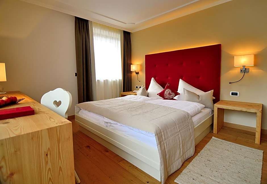 Photo 1 of 17 of Double Room