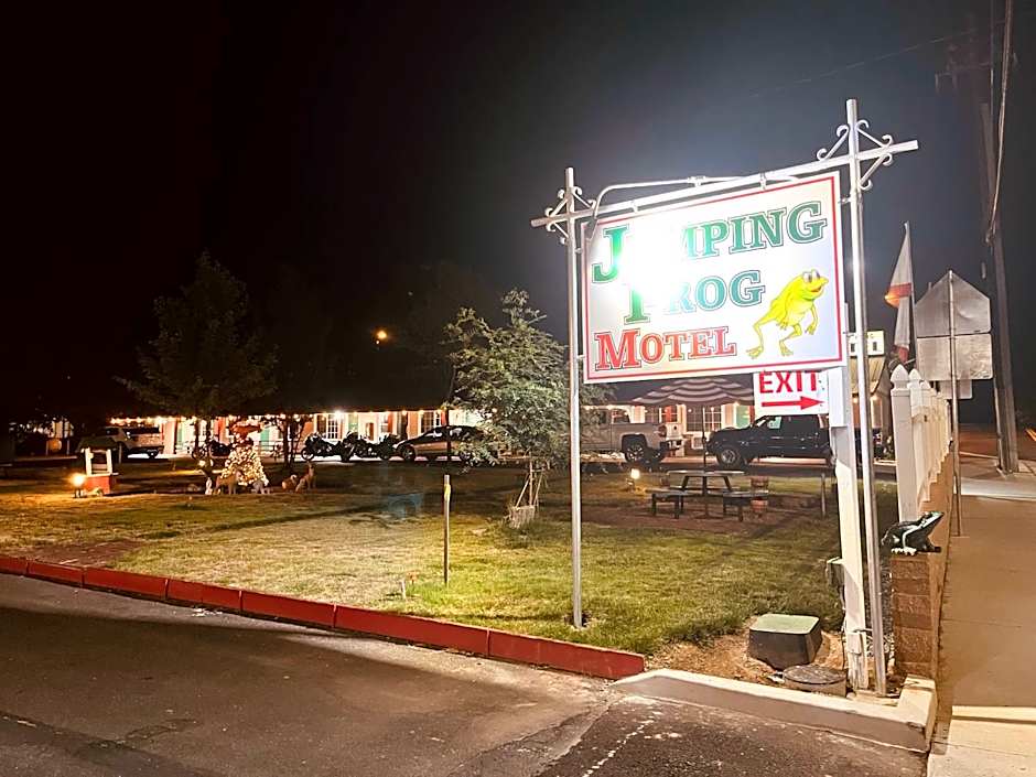 Jumping Frog Motel