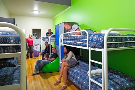 Bed in 10-Bed Mixed Dormitory Room