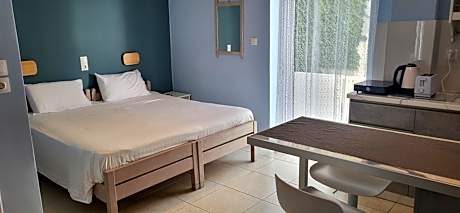 Studio with Garden View