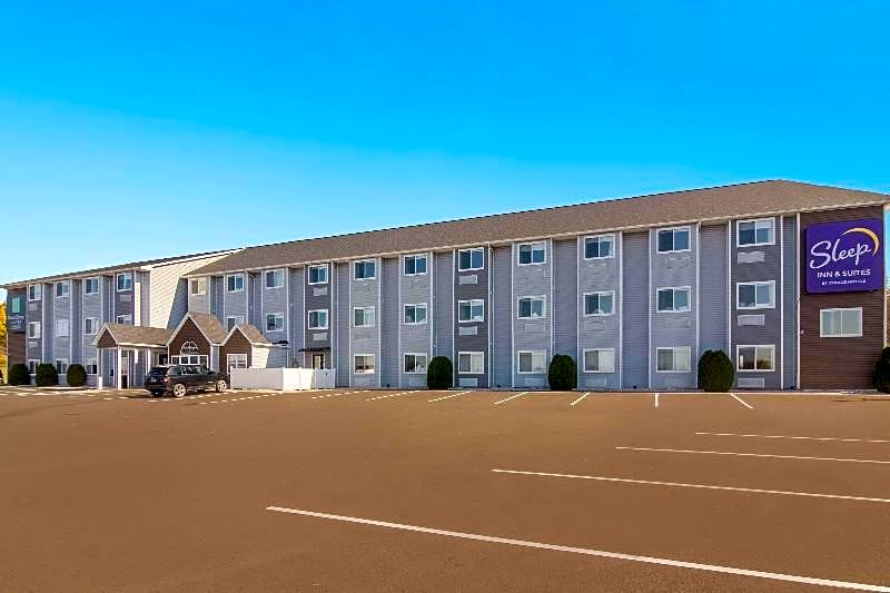 Rodeway Inn and Suites