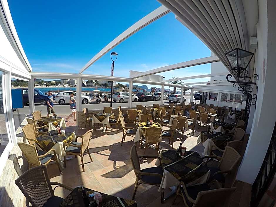 Apartamentos Playa Sol