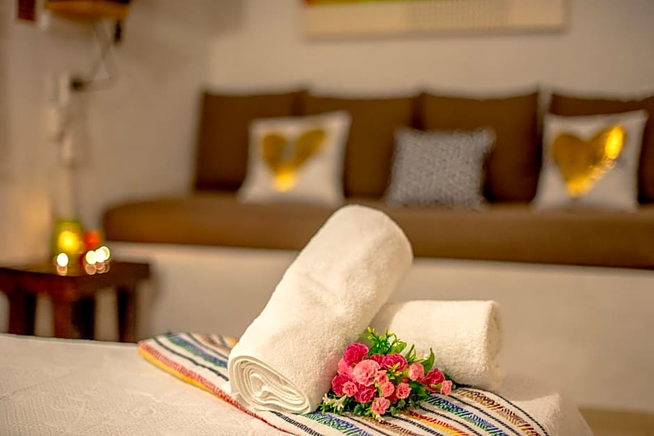 Htl & Villas Comala, alberca , parking, centricas, Petfriendly