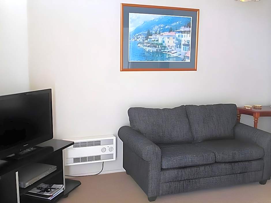 Merivale Court Motel