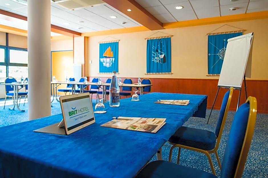 Brit Hotel Saint Malo  Le Transat