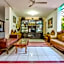 Hotel Candra Adigraha