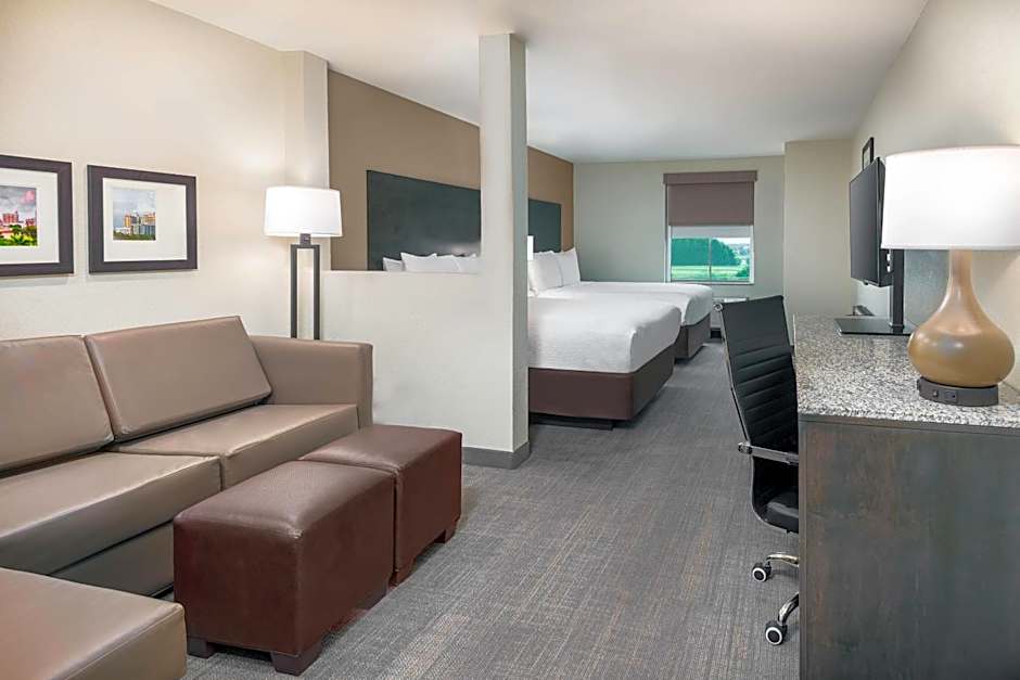 Coral Pointe Sarasota, an Ascend Collection Hotel