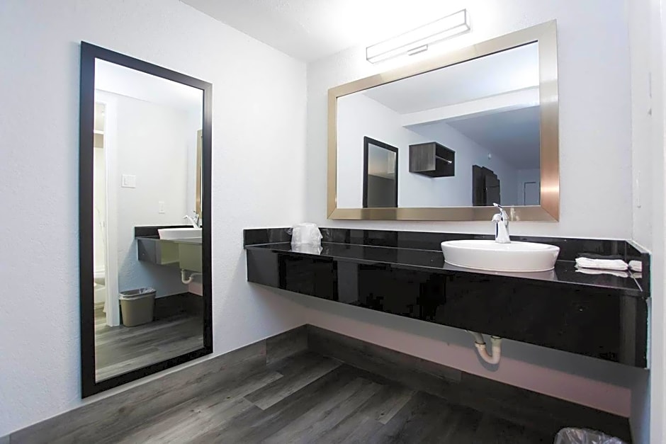 Studio 6 Houston TX Medical Center NRG Stadium