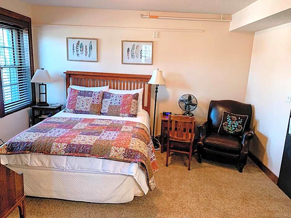 Iowa House Historic Inn