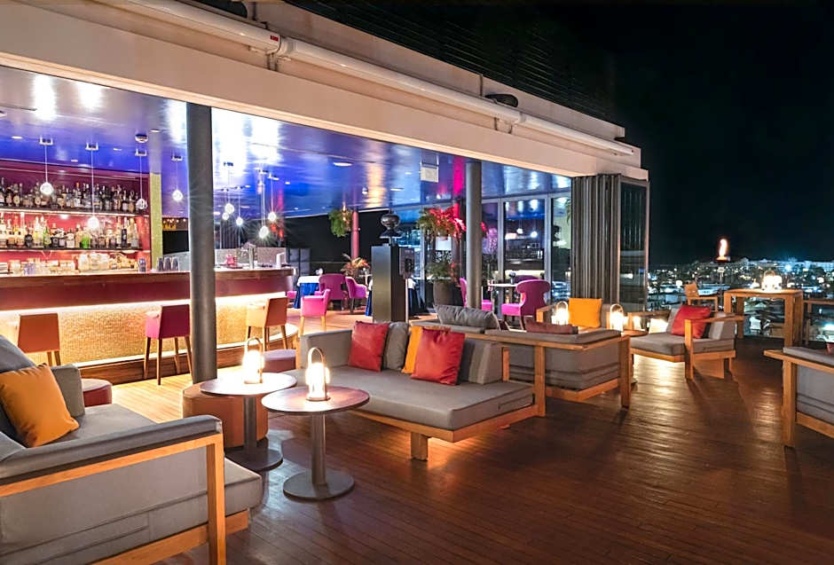 Bohemia Suites & Spa - Adults Only