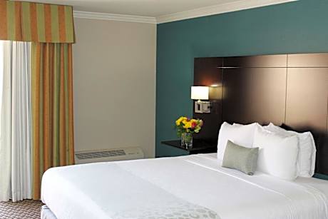 Suite with Balcony