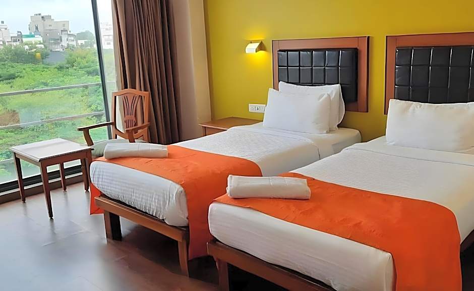 Krishna Inn By Royal Hotels