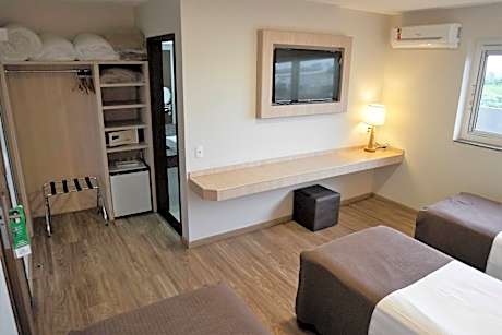 Budget Triple Room