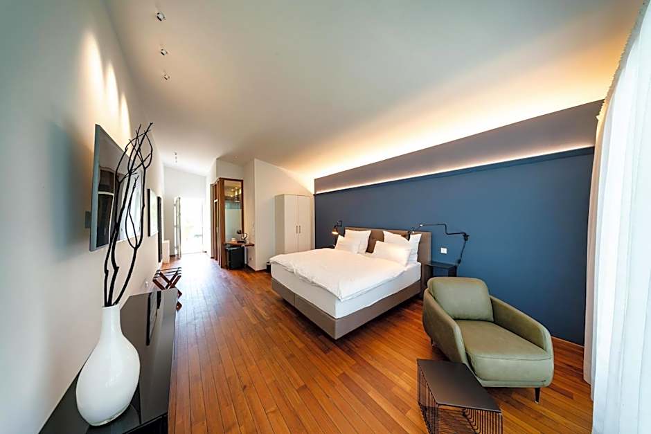 MotelplusHotel BiggeSeeFront