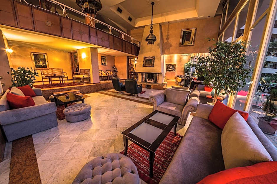 Menzeh Zalagh City Center