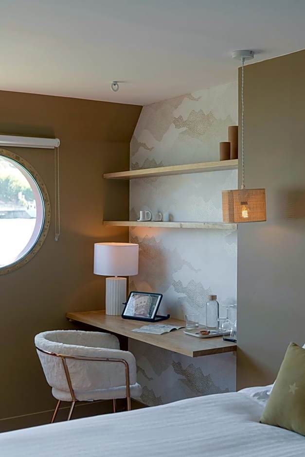 LA PENICHE - Bed And Bicycle - Vienne