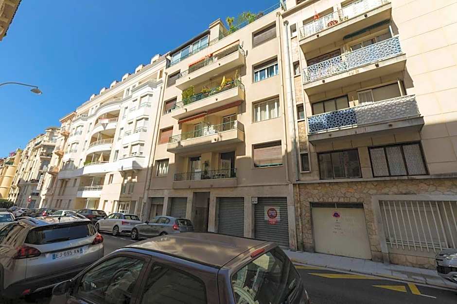 Nicelidays - Le Berlioz - city central - 7min from beaches