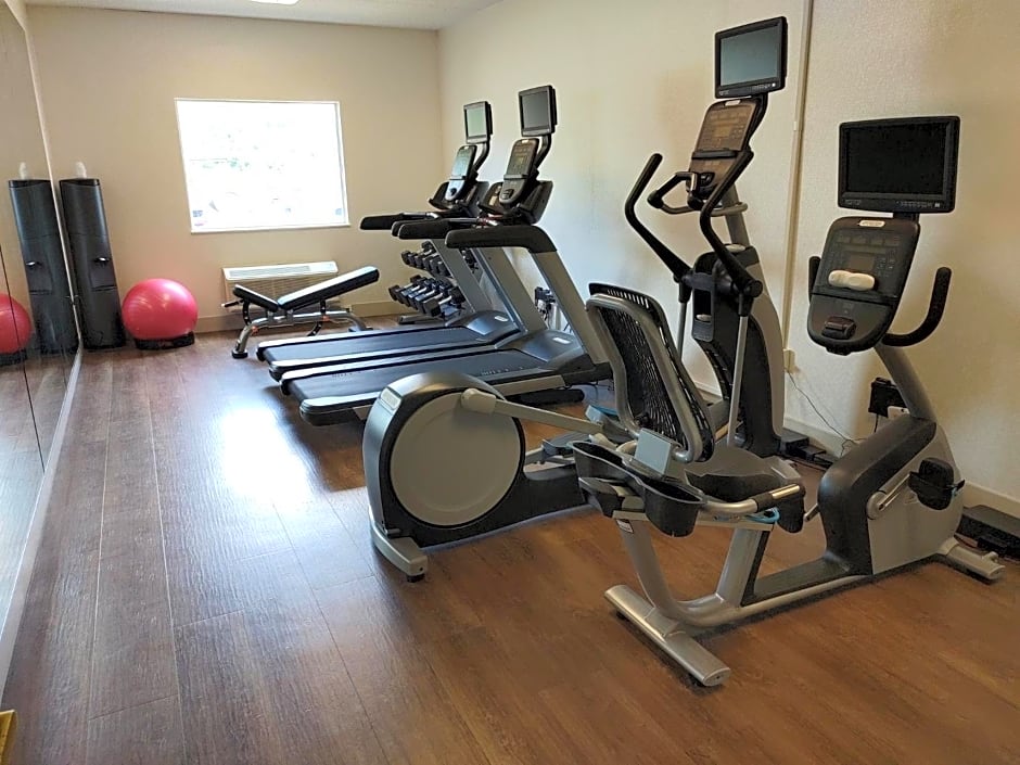 Holiday Inn Express Murrysville - Delmont By IHG
