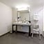 Hampton Inn By Hilton And Suites Greensboro/Coliseum Area, Nc