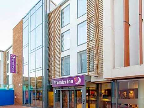 Premier Inn St Albans City Centre Hotel