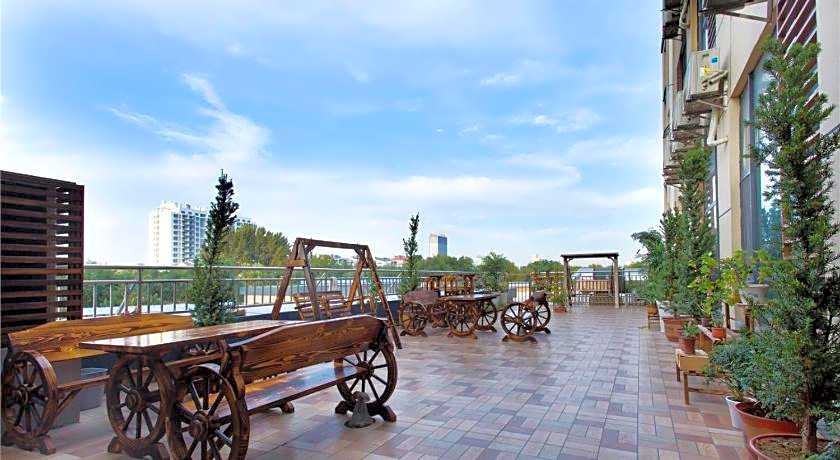 Lavande Hotel Rizhao Plaza Suning Plaza Wanda Studio