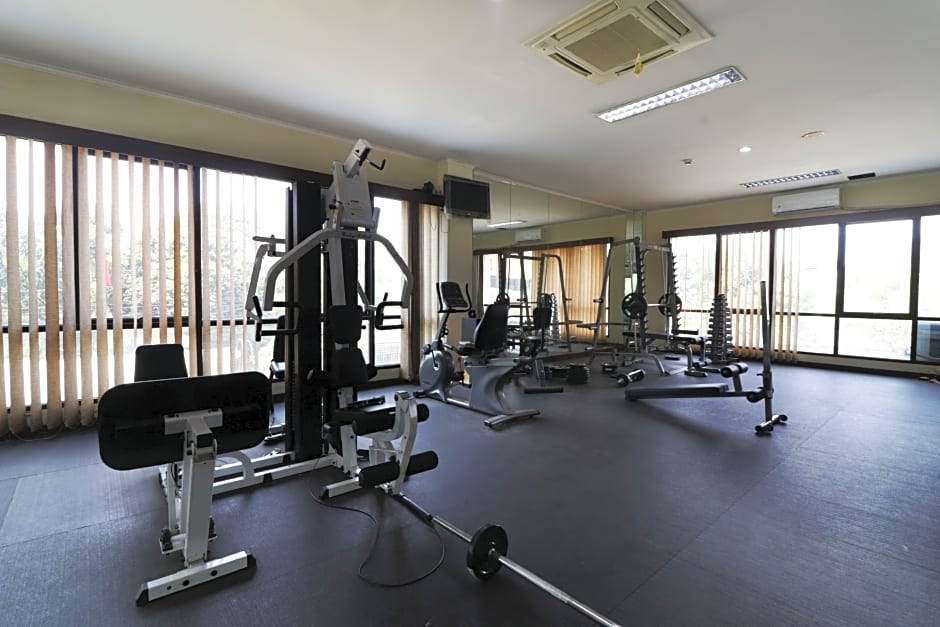 Wisma Konservasi by ZUZU