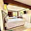 Suites Cancun Center