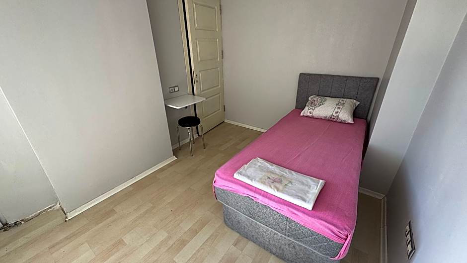 Hostelida
