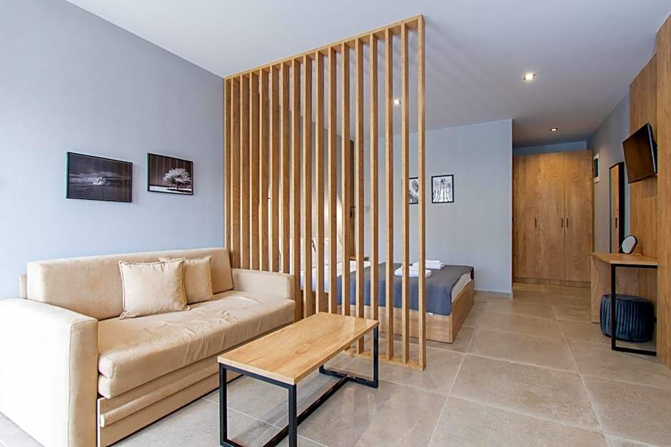 Unique Aura Luxury Studios