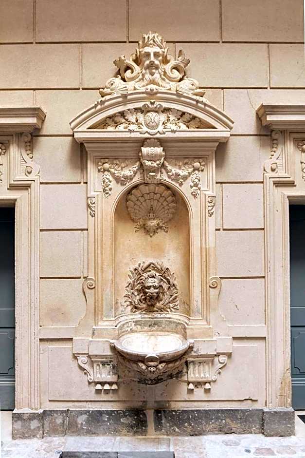 Château de Collias - Maison de Vacances